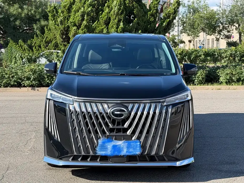 GAC Motor Trumpchi M8 — фото 1