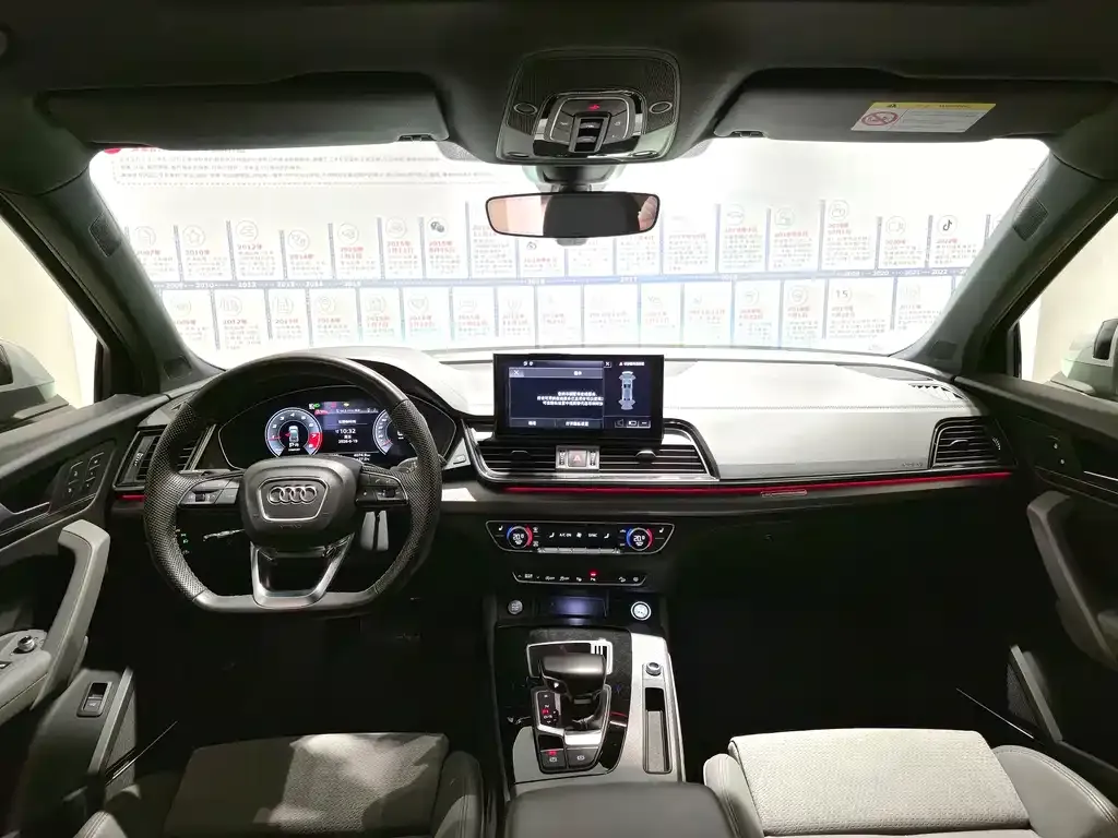Audi Q5L Sportback — фото 8