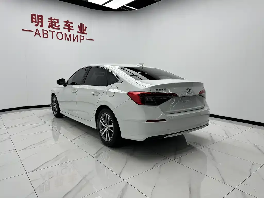 Honda Civic — фото 5