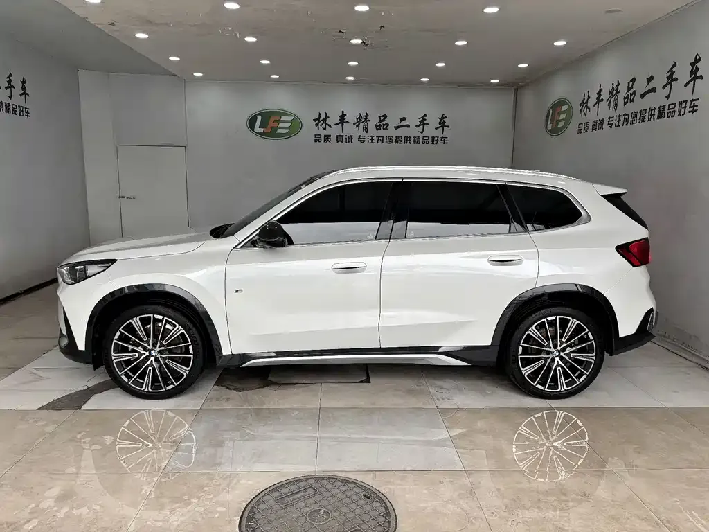 BMW X1 2024 из CN, фото 8