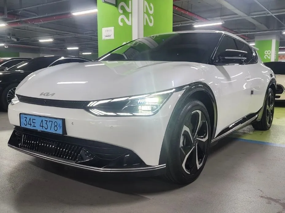 Kia EV6 2023 из KR, фото 3