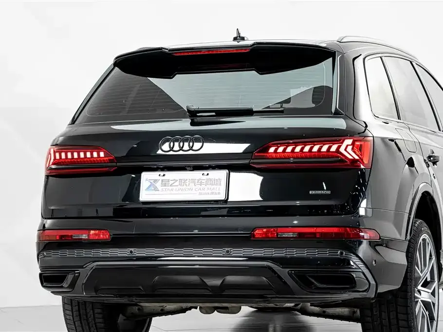 Audi Q7 — фото 5