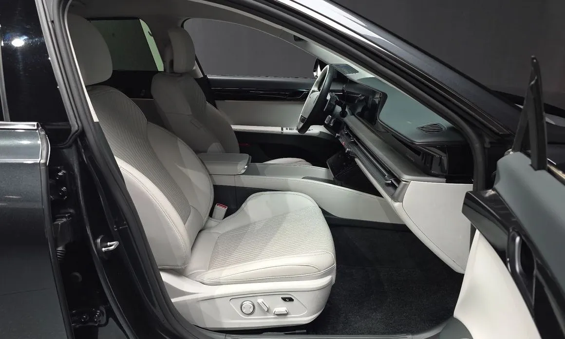 Hyundai Grandeur 2023 из KR, фото 10