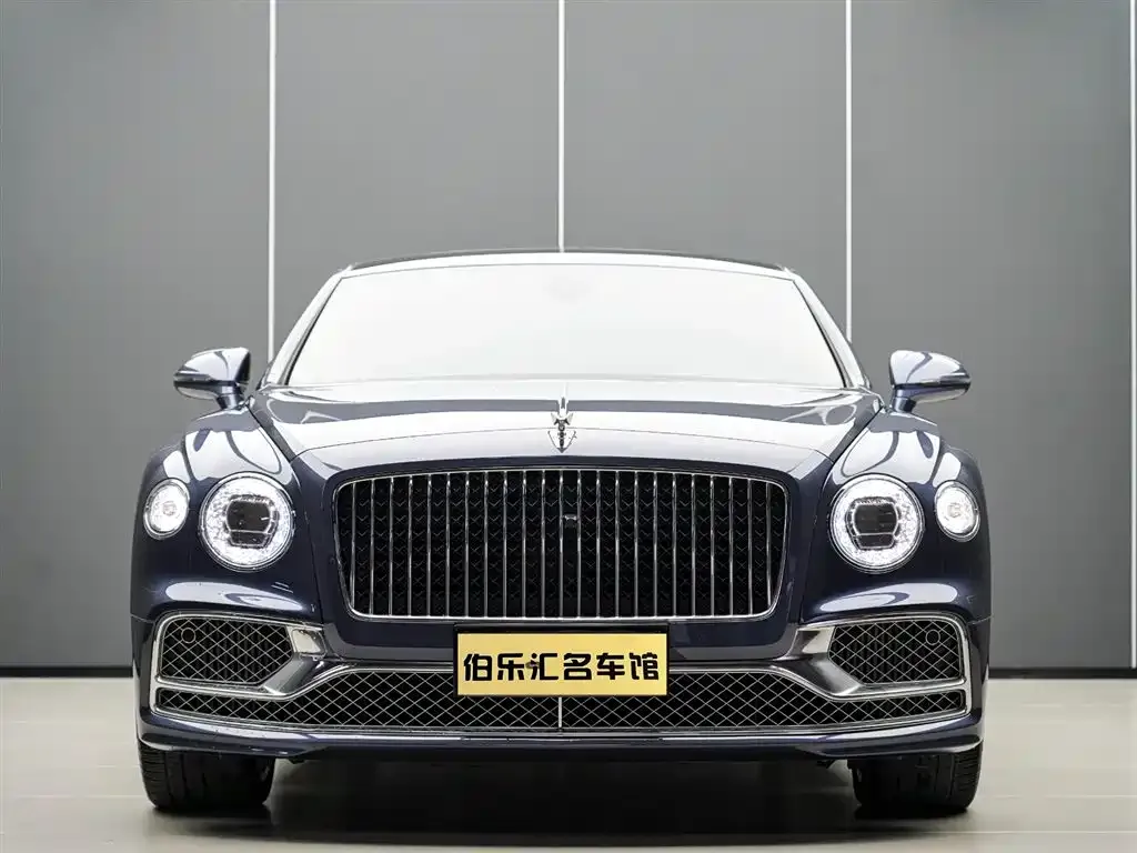 Bentley Flying Spur — фото 6