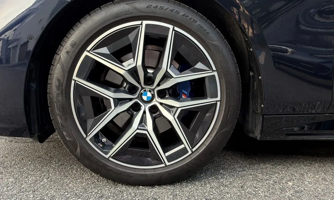 BMW 5-Series 2024 из KR, фото 6