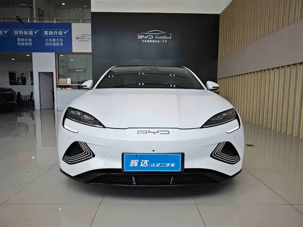 BYD Seal — фото 7