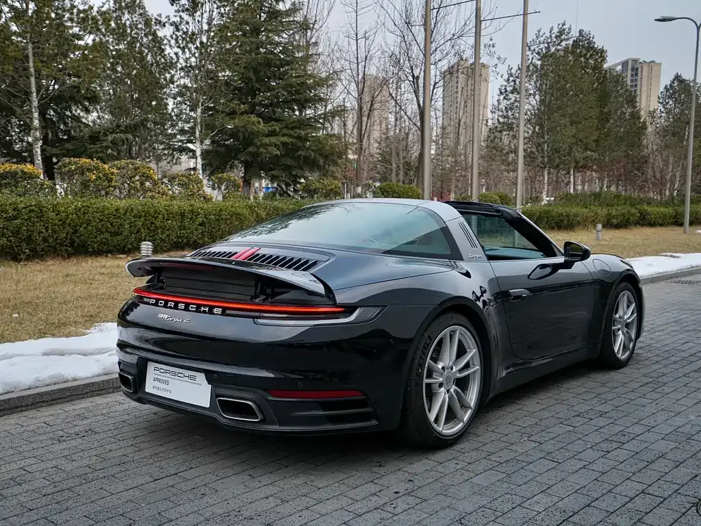 Porsche 911 2022 из CN, фото 6