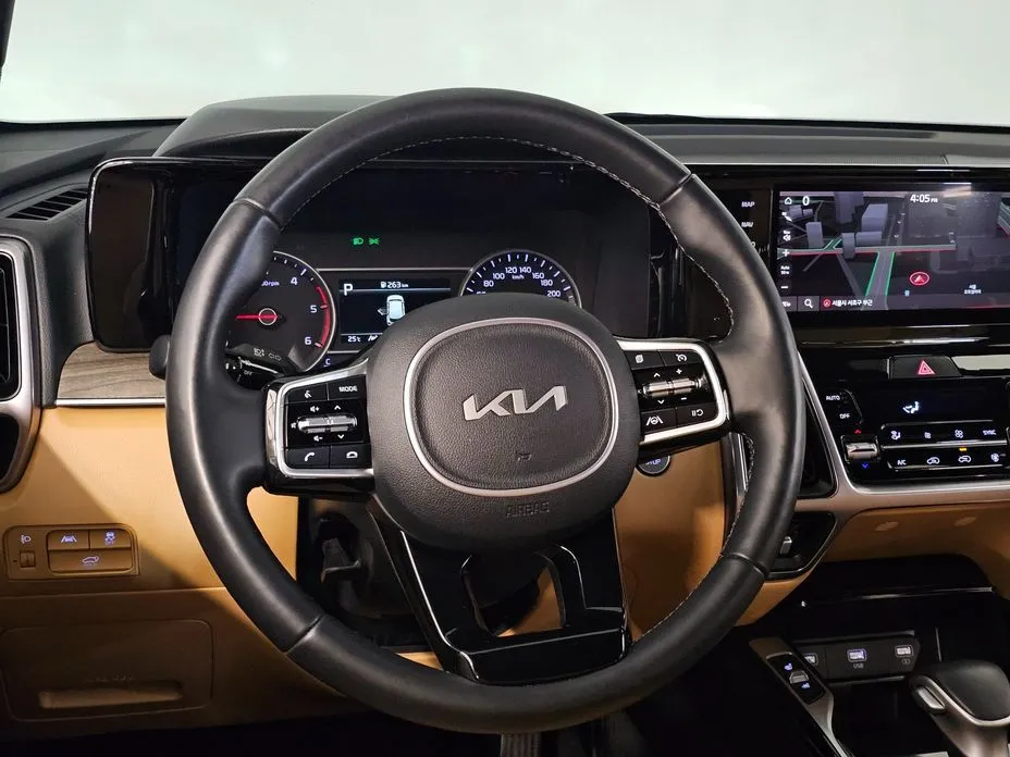 Kia Sorento — фото 8