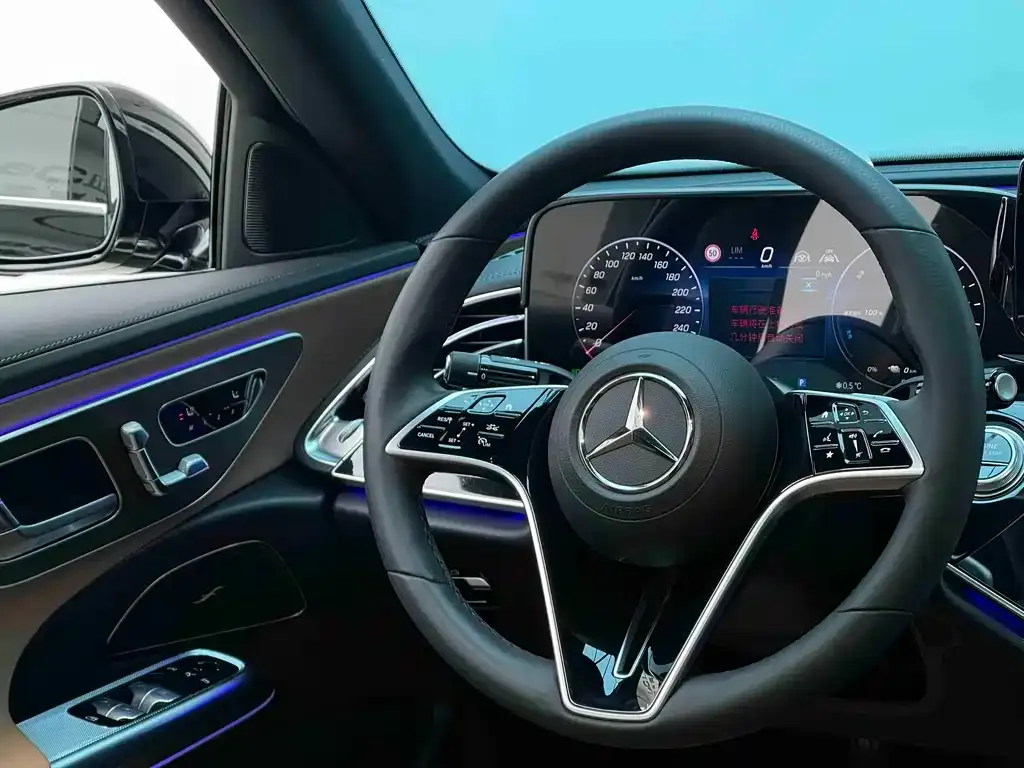 Mercedes-Benz E-Class New Energy — фото 9