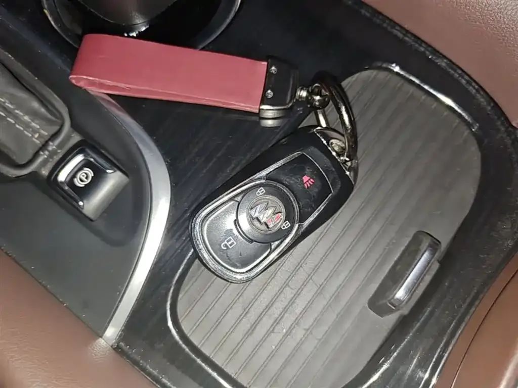 Buick Envision Plus 2022 из CN, фото 9
