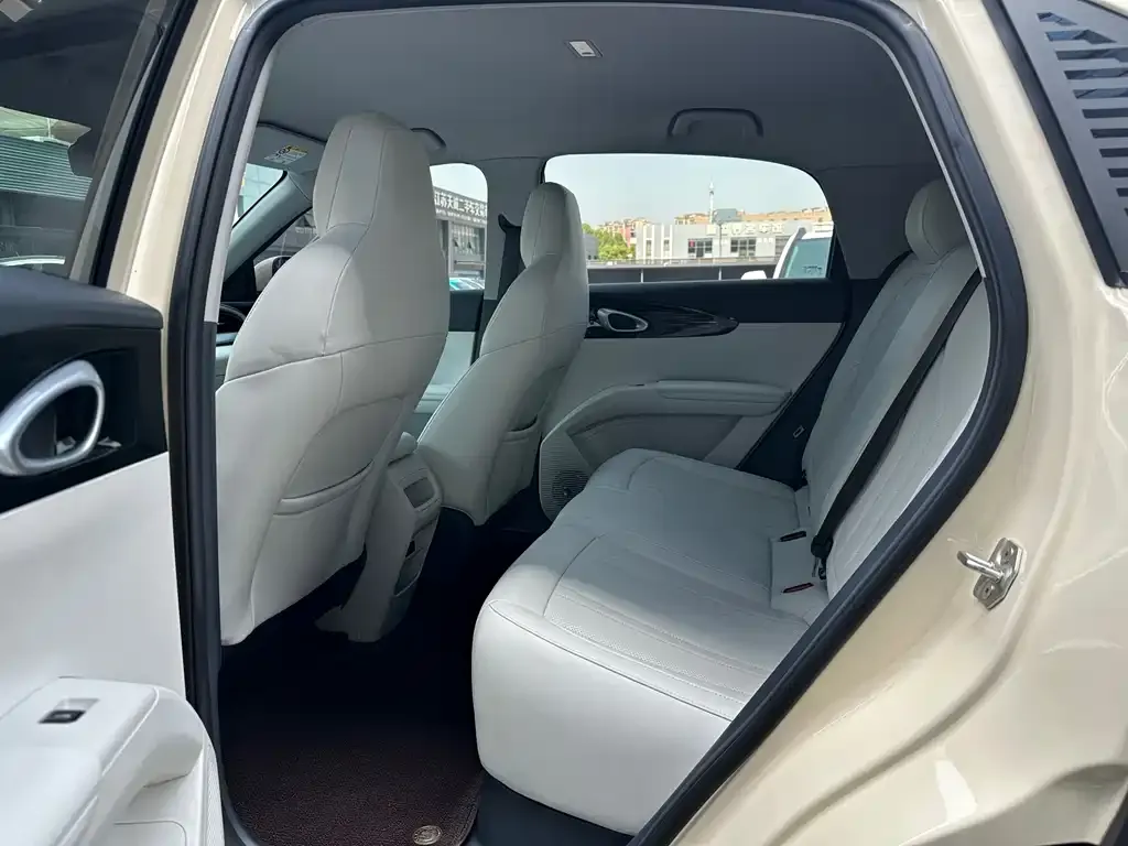 Geely Starburst — фото 2