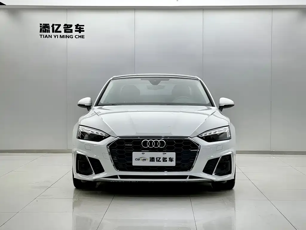 Audi A5 (Import) — фото 2