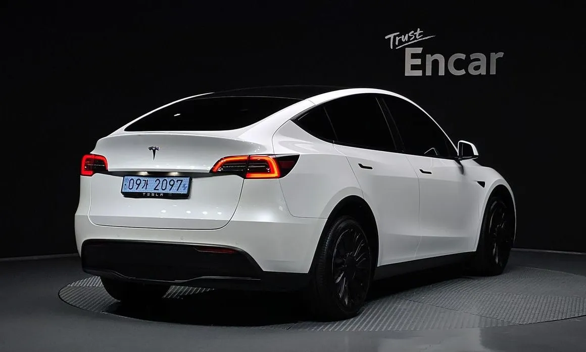 Tesla Model Y 2021 из KR, фото 3