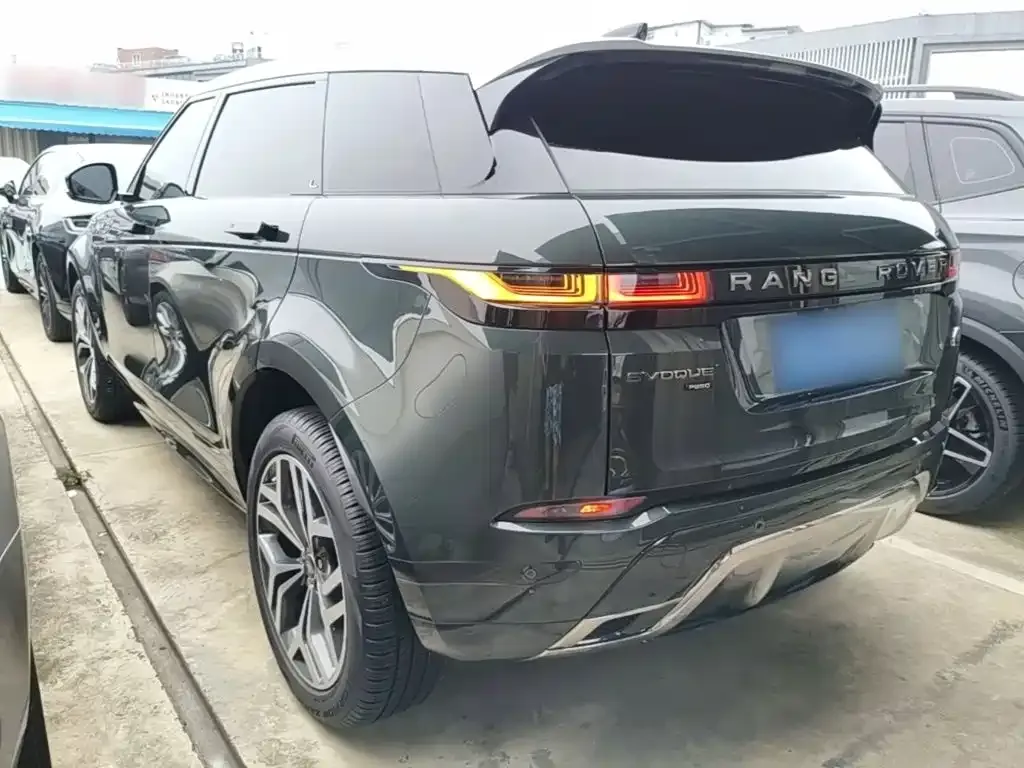 Land Rover Evoque — фото 9