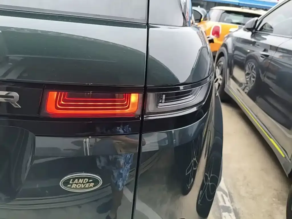 Land Rover Evoque — фото 4