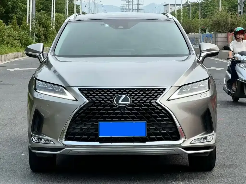 Lexus RX — фото 5