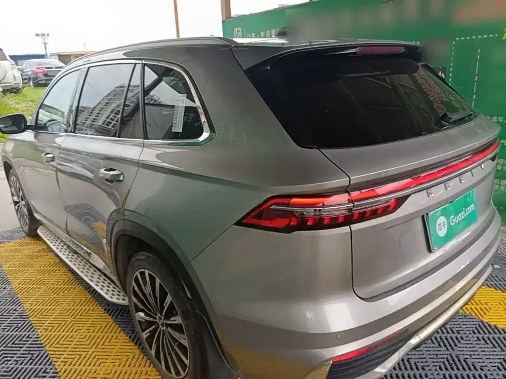 Geely Xingyue L — фото 10