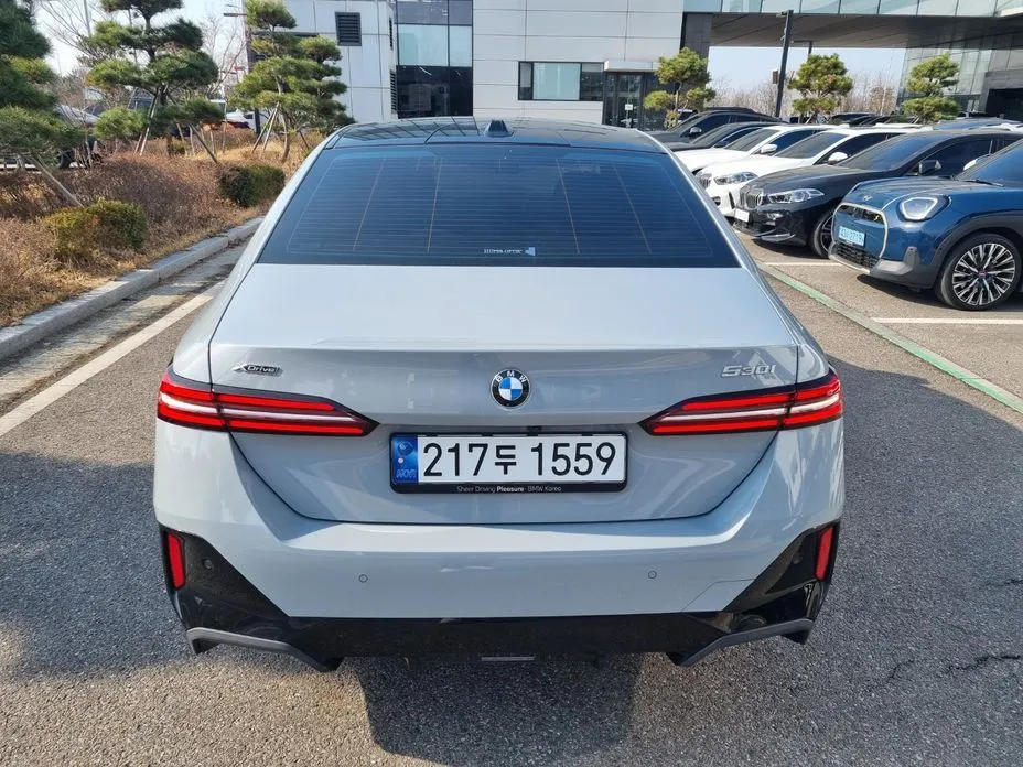 BMW 5-Series 2024 из KR, фото 6