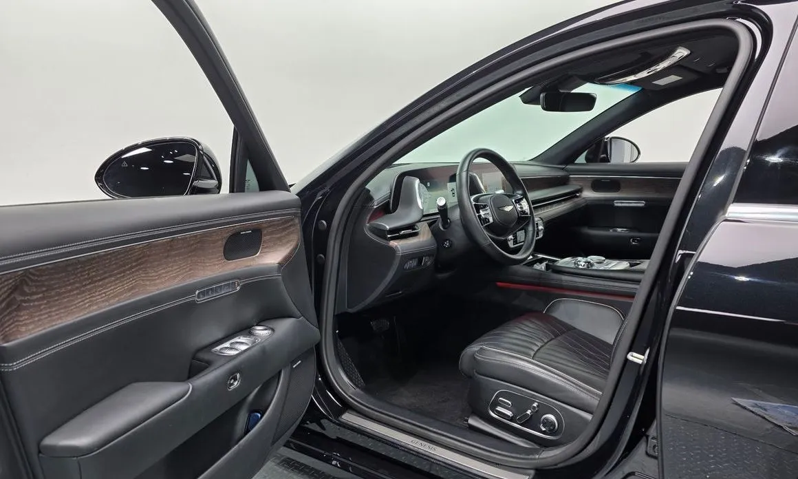 Genesis G90 2023 из KR, фото 8
