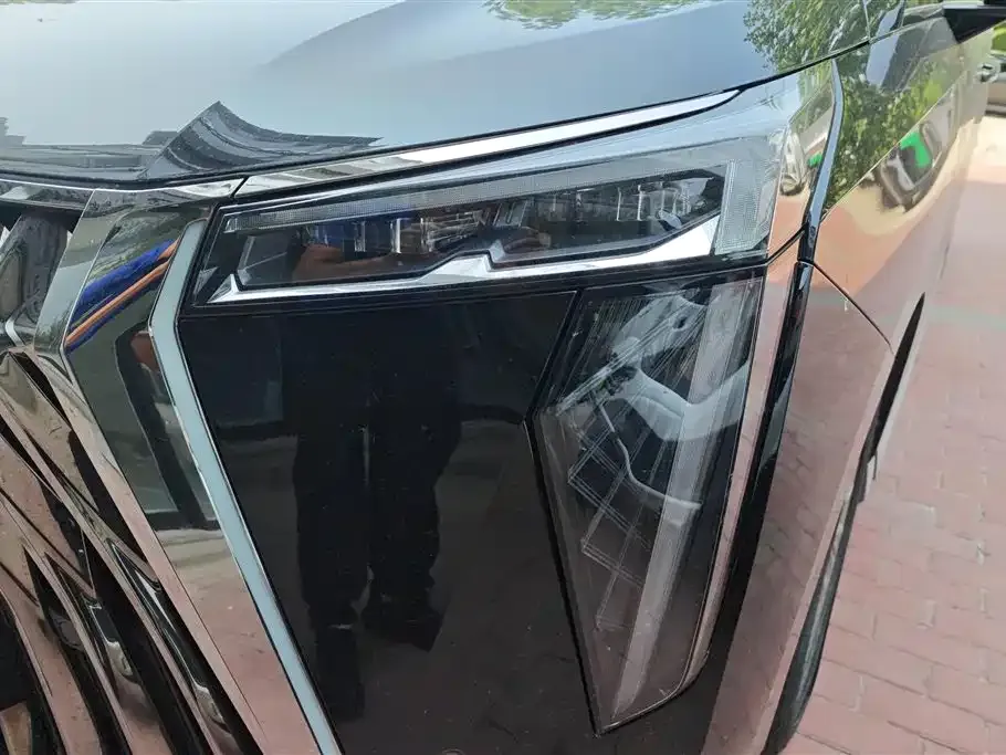 GAC Motor Trumpchi M8 — фото 7