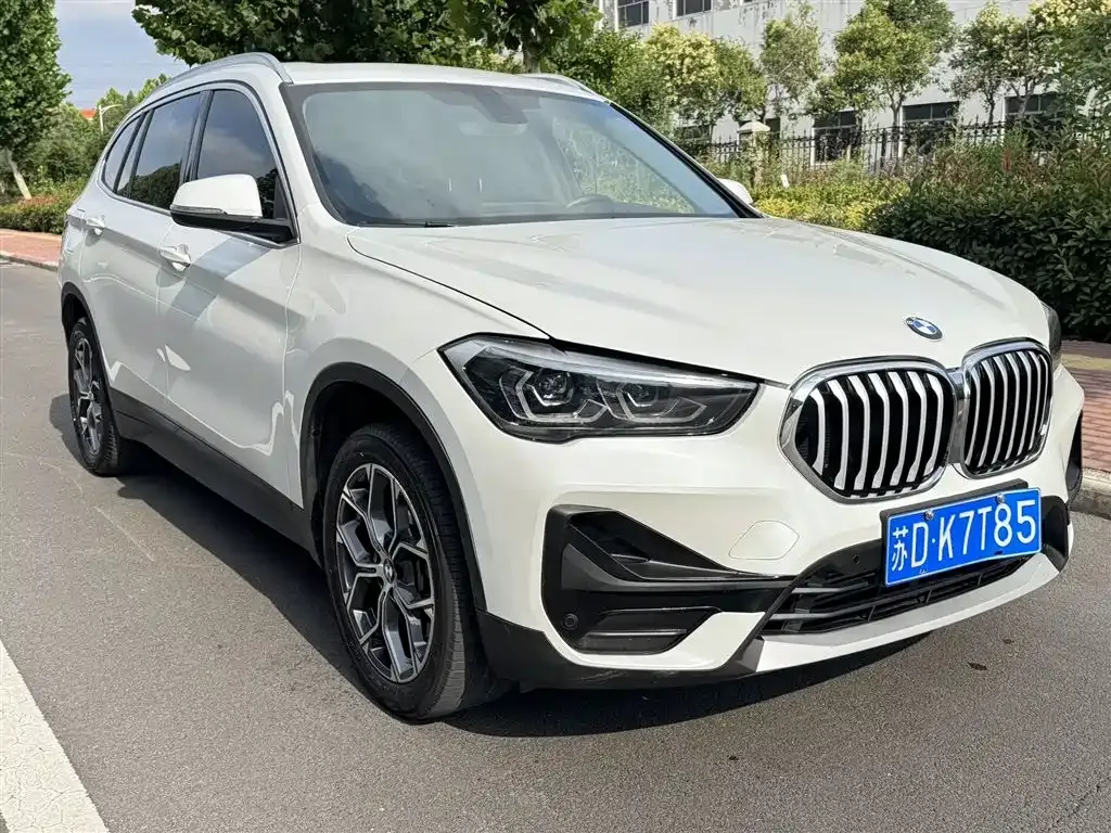 BMW X1 — фото 7