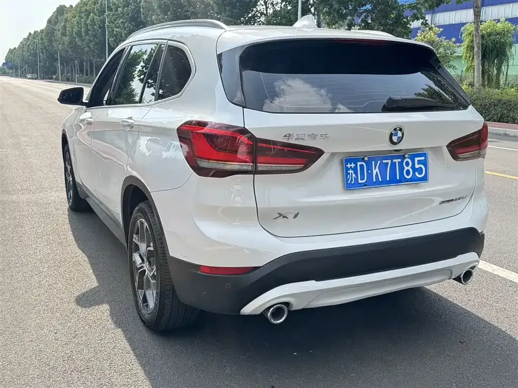 BMW X1 — фото 4