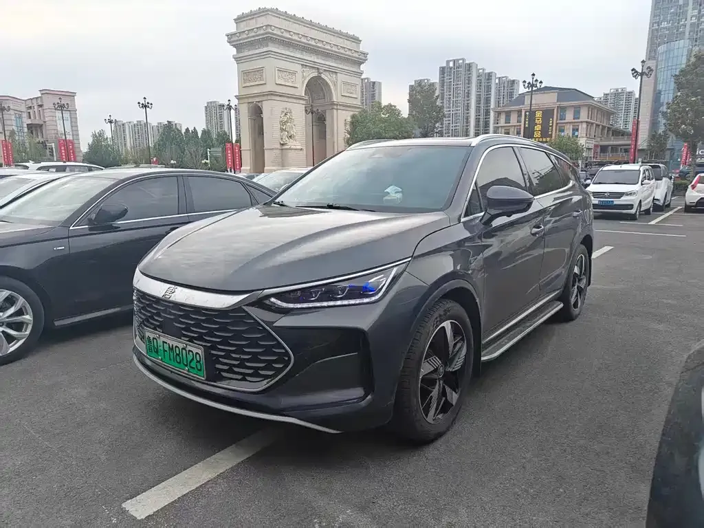 BYD Tang New Energy — фото 1