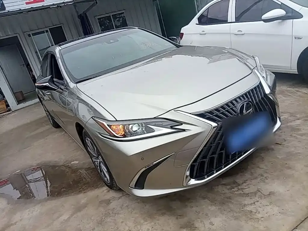 Lexus ES — фото 3