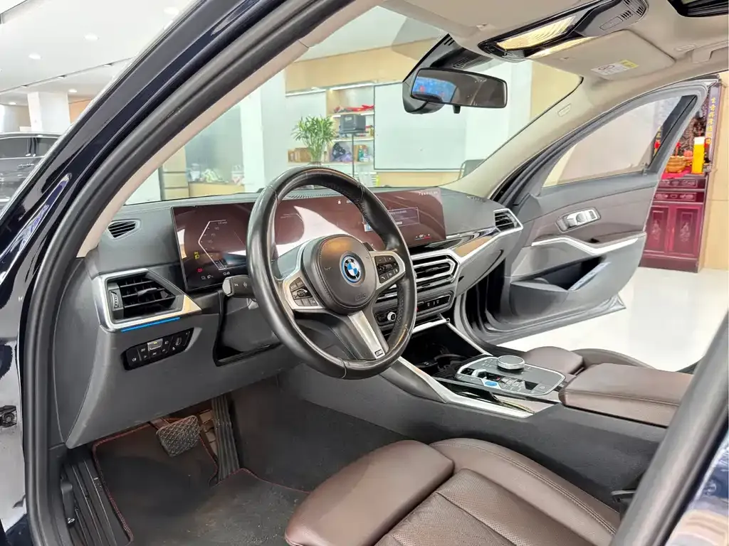 BMW i3 — фото 3