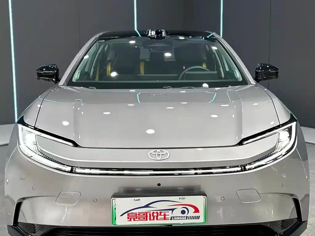 Toyota bZ5 2025 из CN, фото 10
