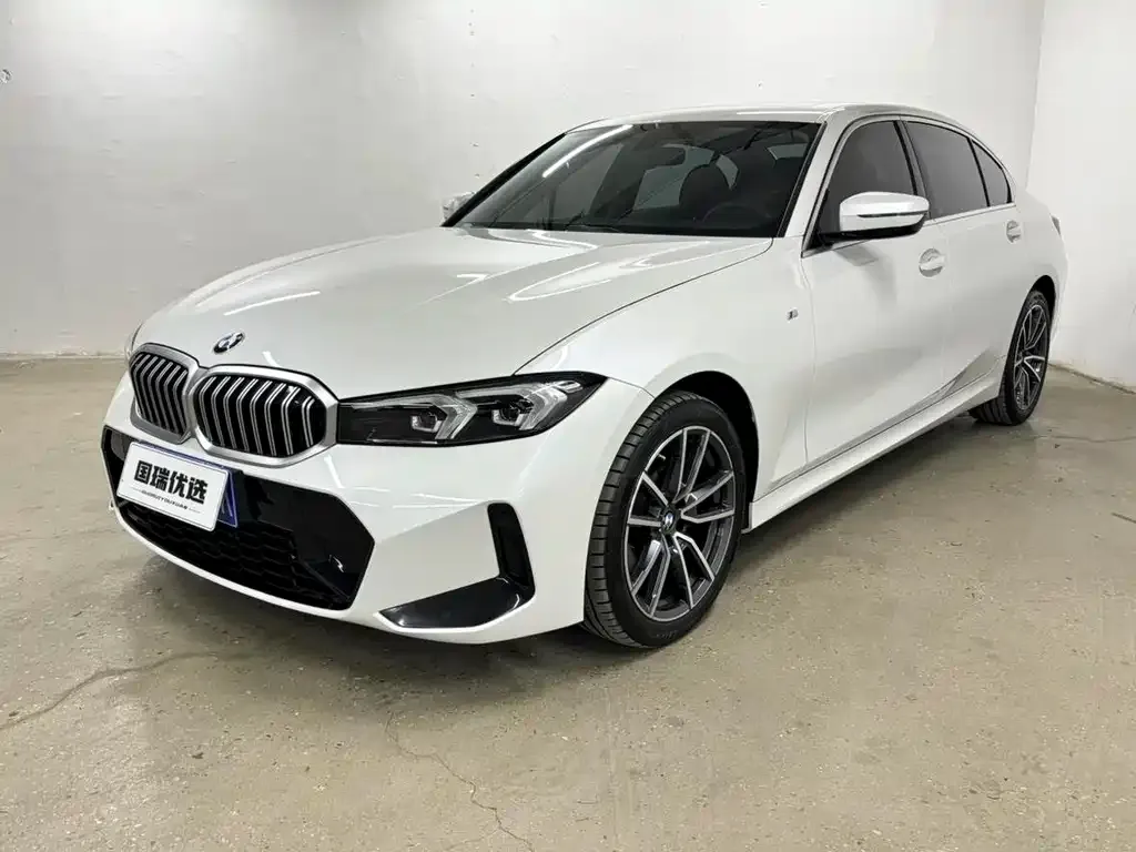 BMW 3 Series — фото 1