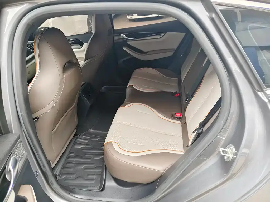 BYD Qin PLUS 2023 из CN, фото 5