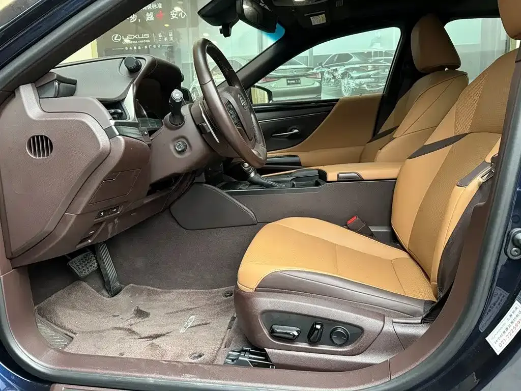 Lexus ES 2021 из CN, фото 5