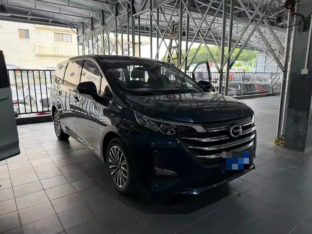 GAC Motor Trumpchi M6 — фото 3