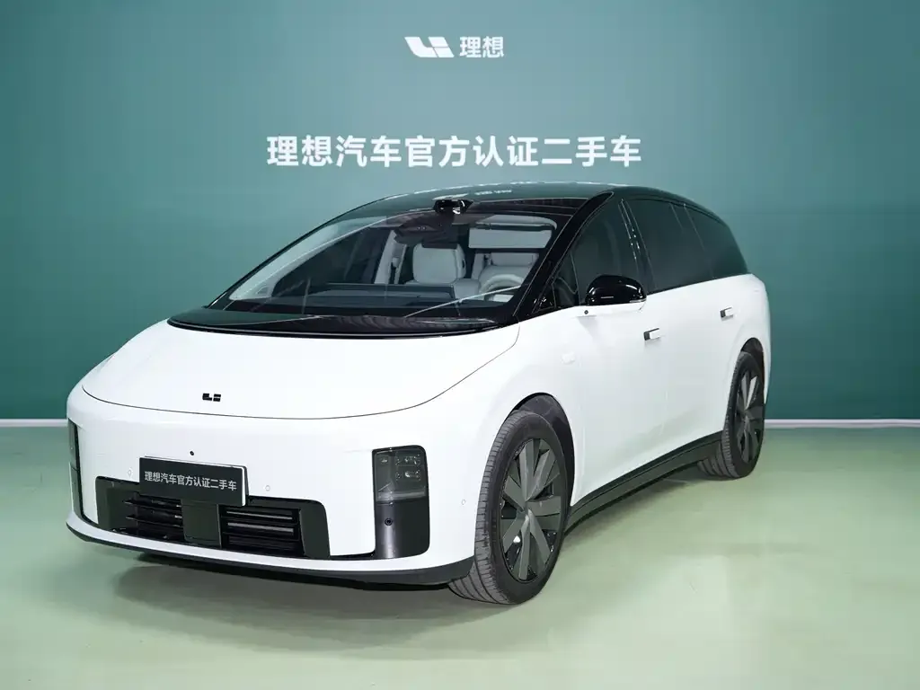 Li Auto i8