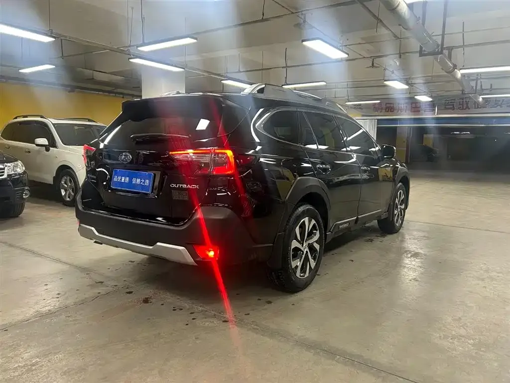 Subaru Outback 2022 из CN, фото 9