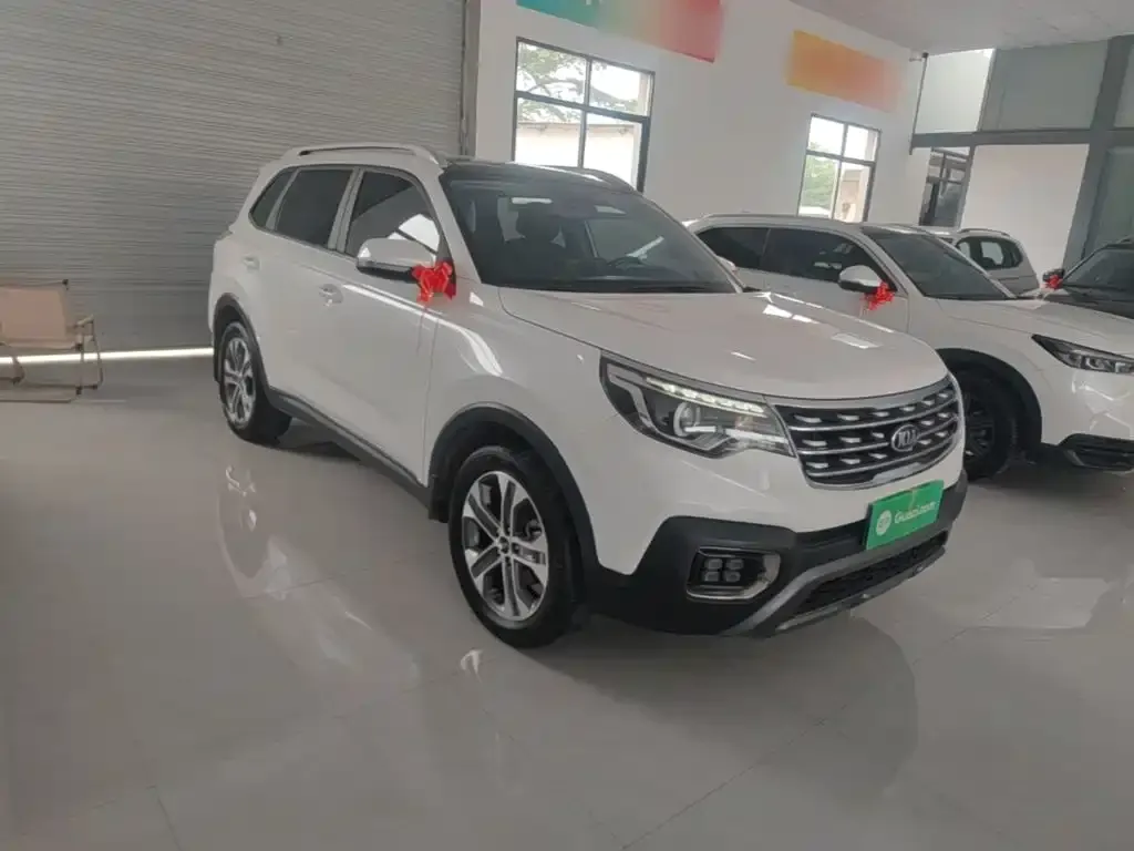 Kia Sportage — фото 10