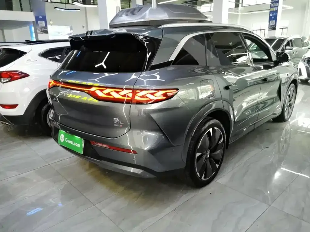 BYD Tang L — фото 4