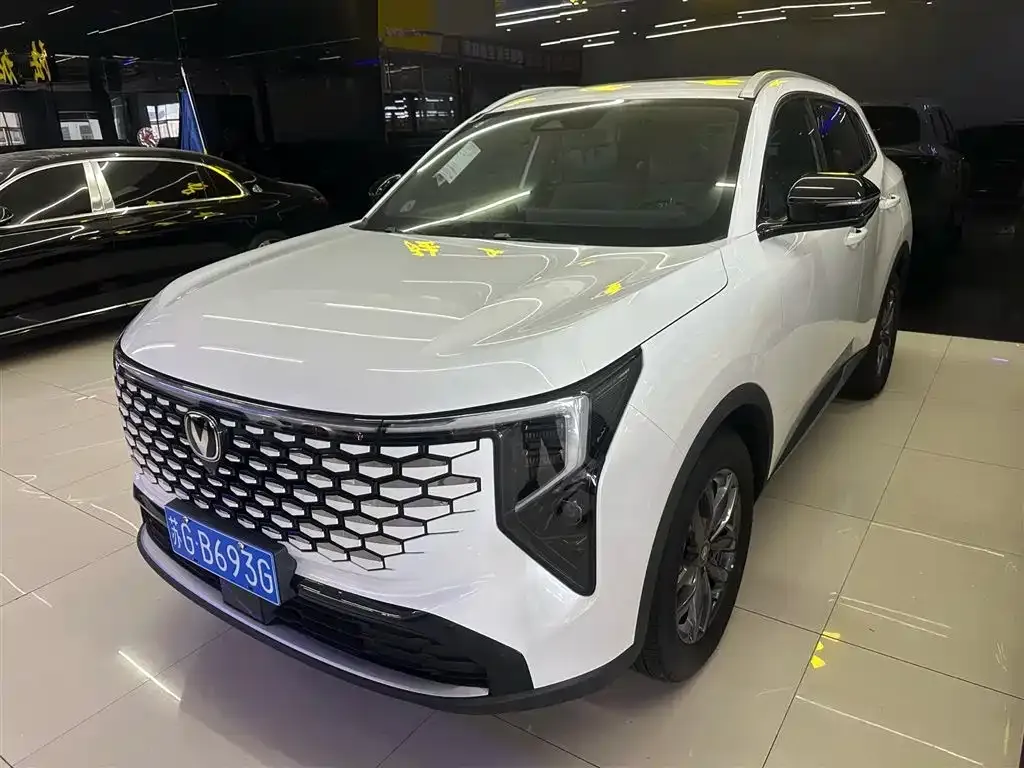 Changan CS55PLUS — фото 1