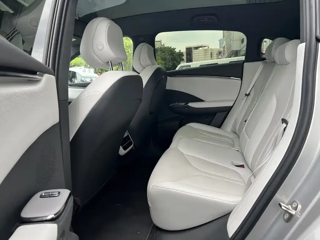 XPeng G7 2025 из CN, фото 8