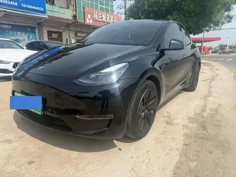 Tesla Model Y — фото 3