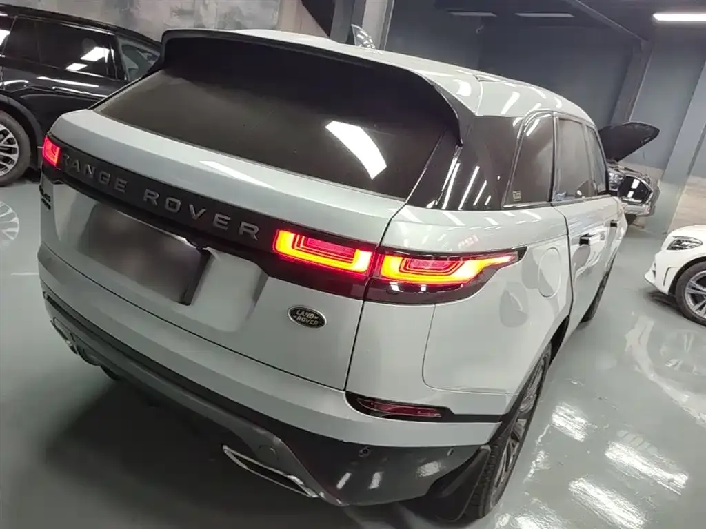 Land Rover Velar — фото 7