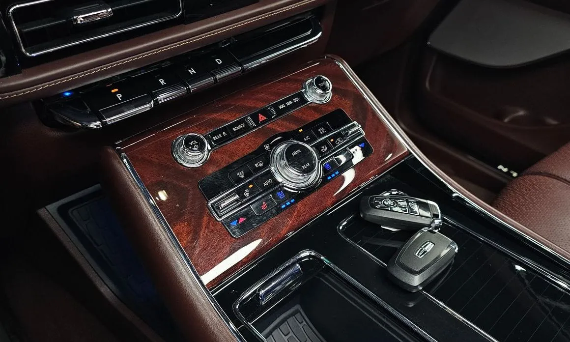 Lincoln Aviator 2022 из KR, фото 8