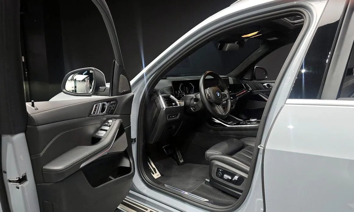 BMW X7 2024 из KR, фото 7