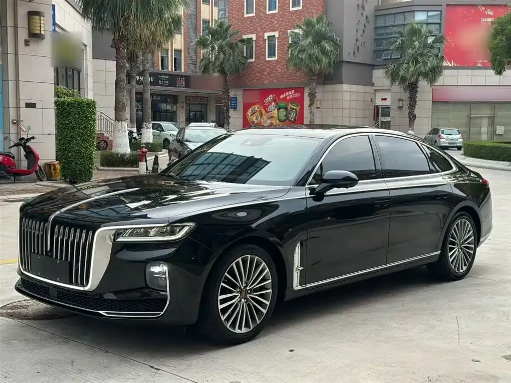 Hongqi H9 — фото 10