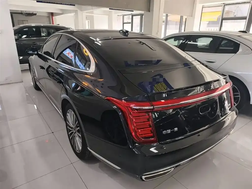 Hongqi H9 — фото 3