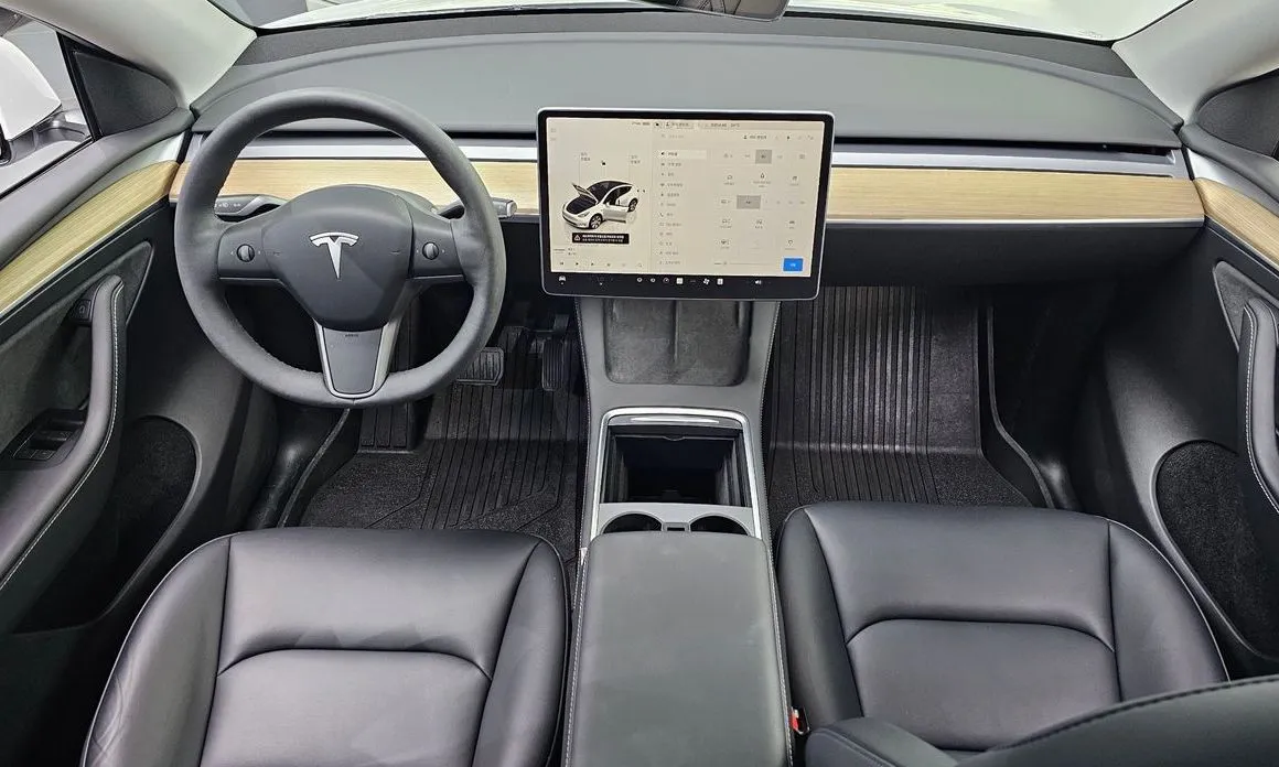 Tesla Model Y — фото 5