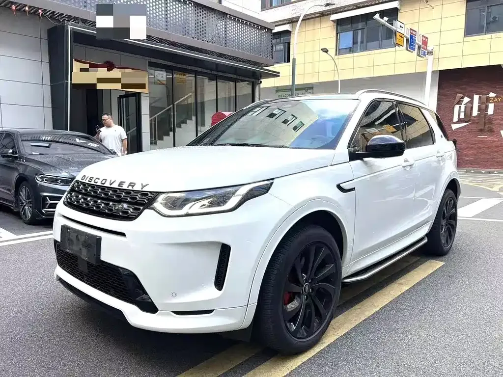 Land Rover Discovery Sport — фото 1