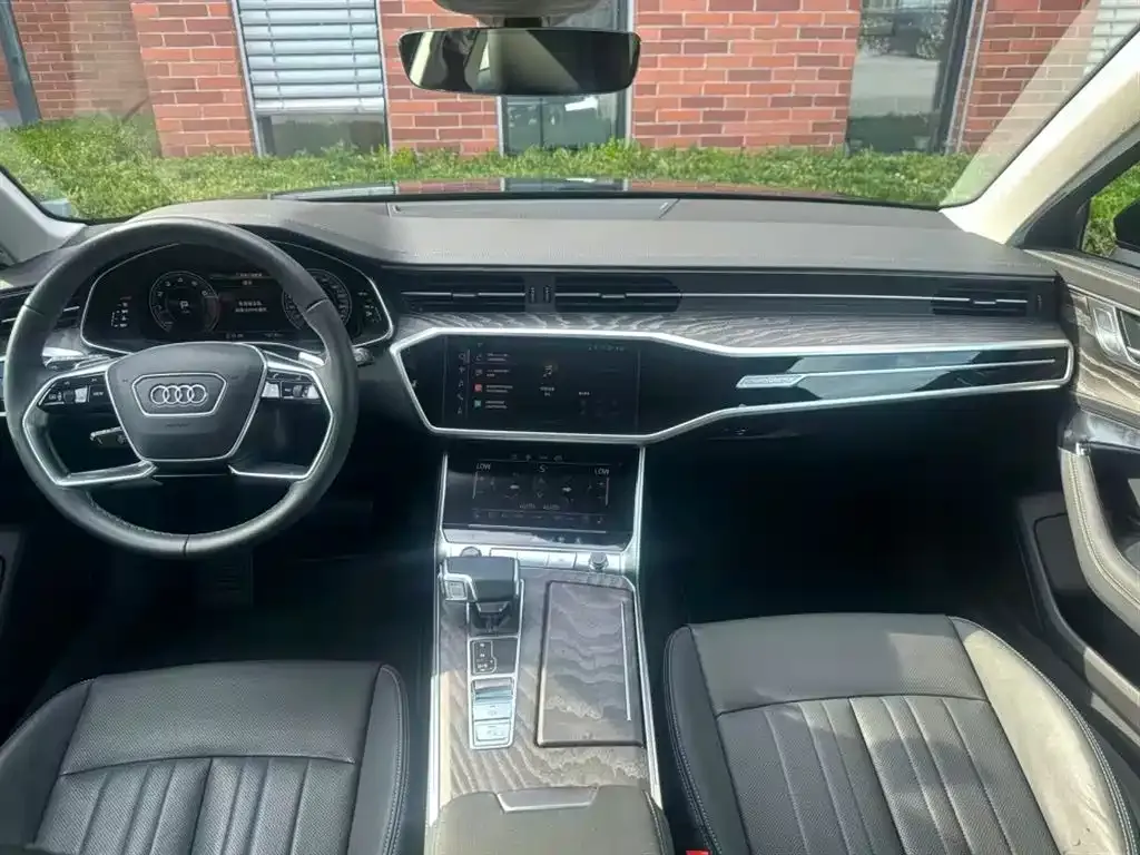 Audi A6 (Import) — фото 7