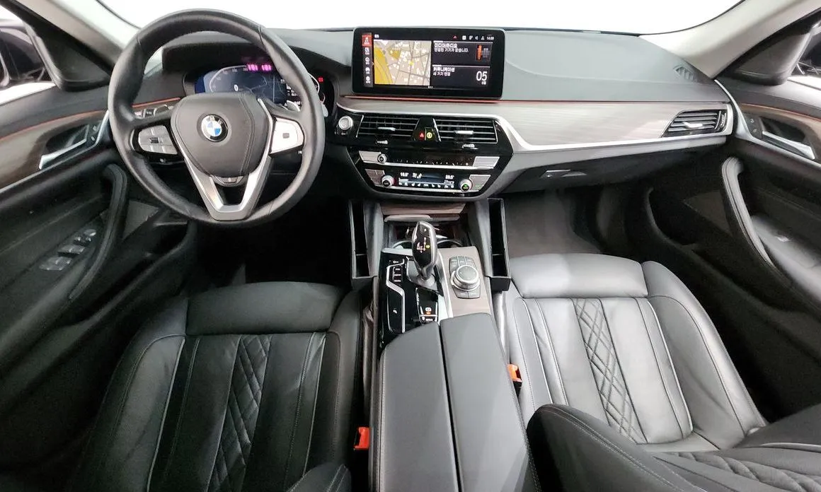 BMW 5-Series 2022 из KR, фото 5